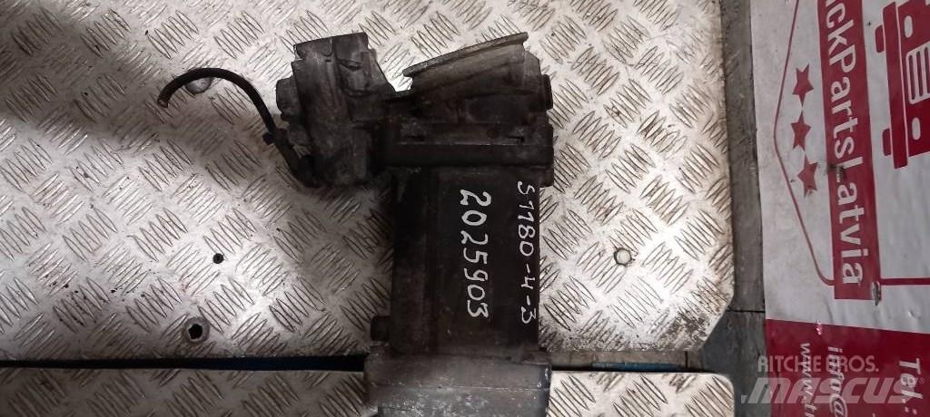 Scania P 360.    2025903 Engines