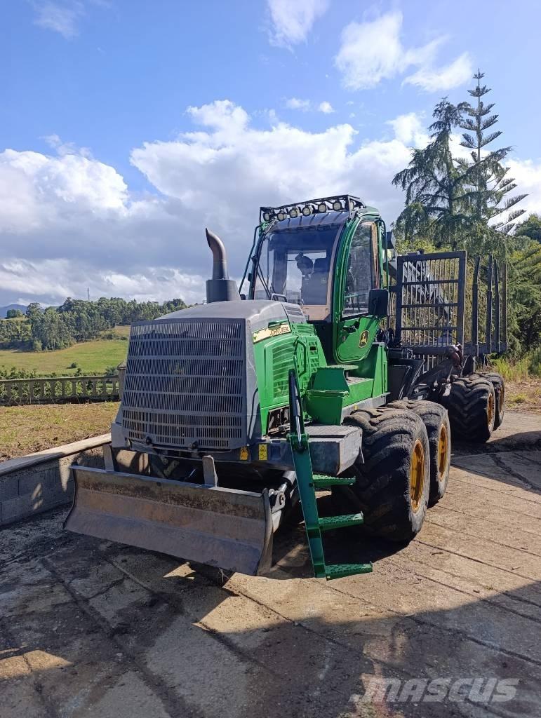 John Deere 1510G Forwarders