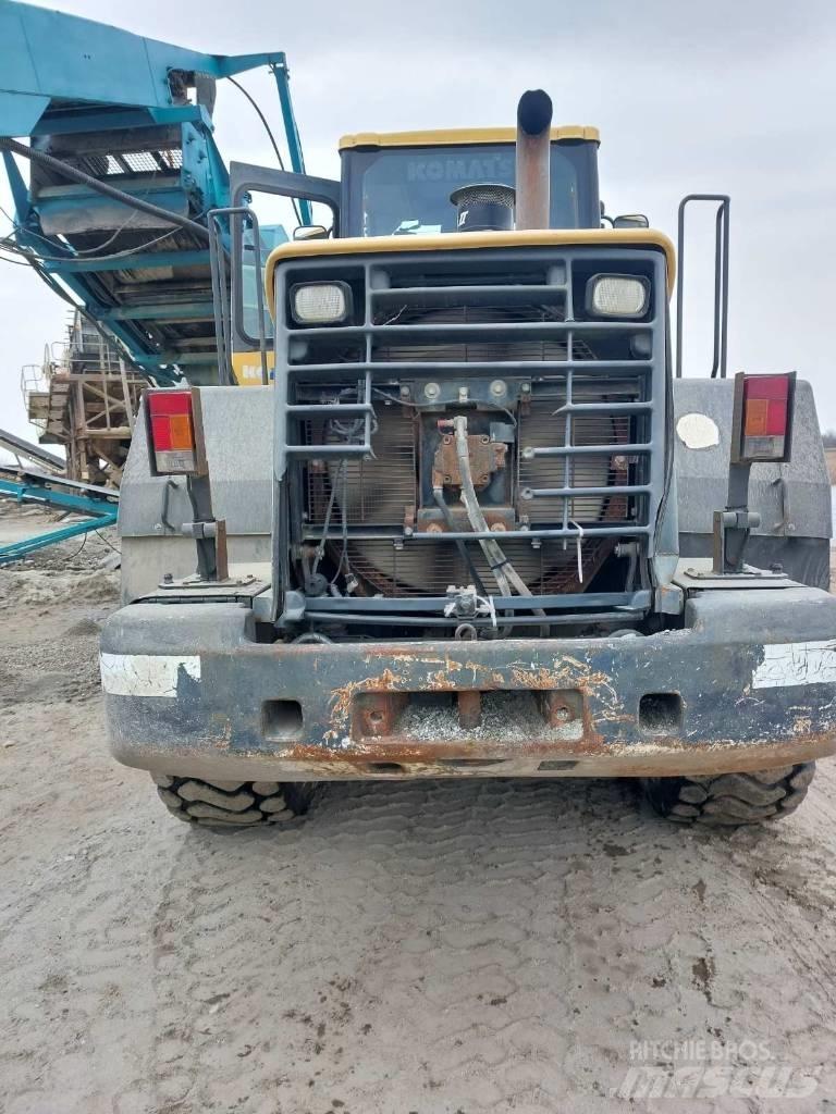 Komatsu WA380-5 Wheel Loaders