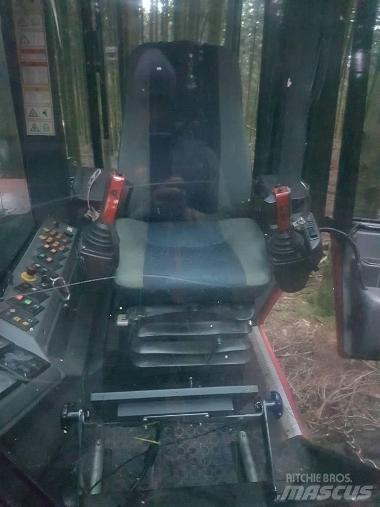 Valmet 921 Harvesters
