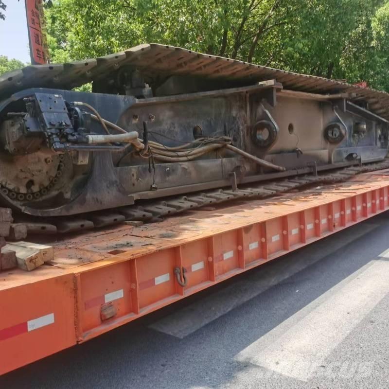Demag CC 2800 Crawler Cranes