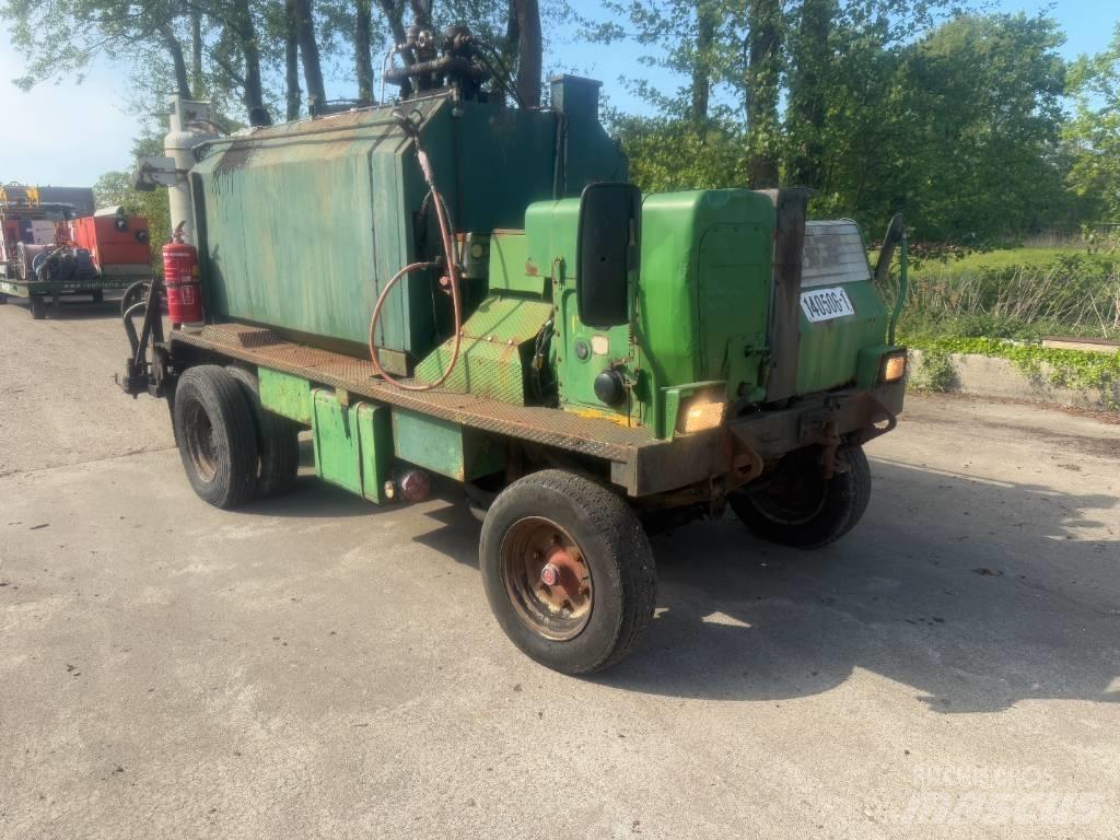 Hatz Onbekend Asphalt and Tar Sprayers and Sealers