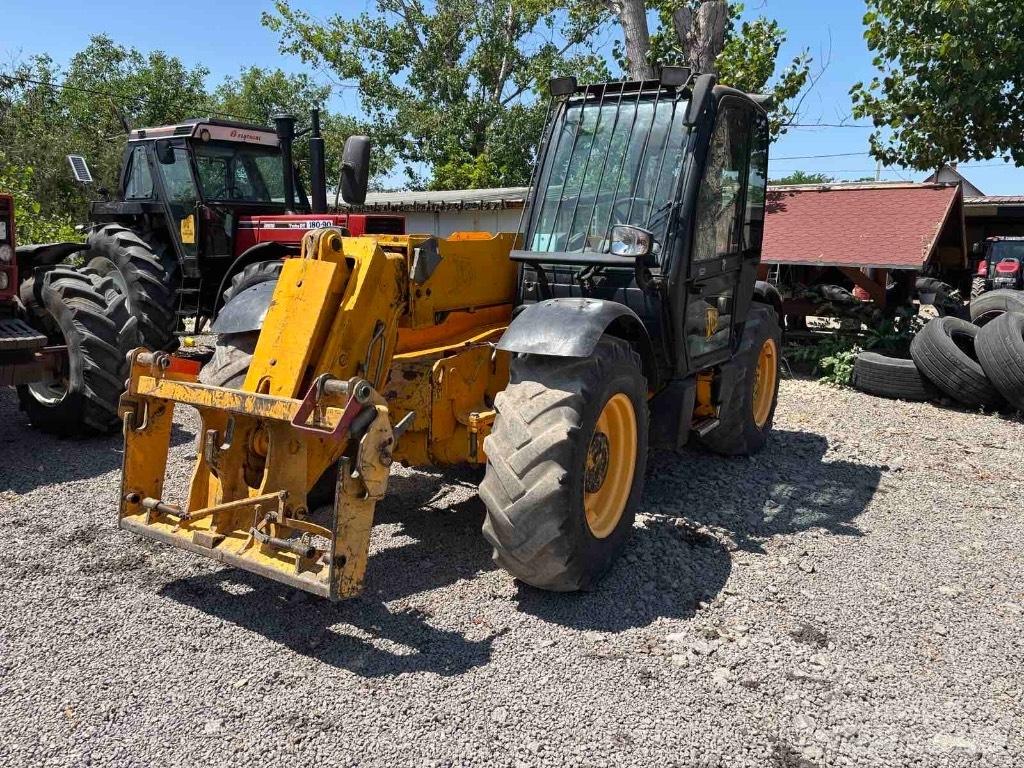 JCB 530-70 Telescopic Handlers