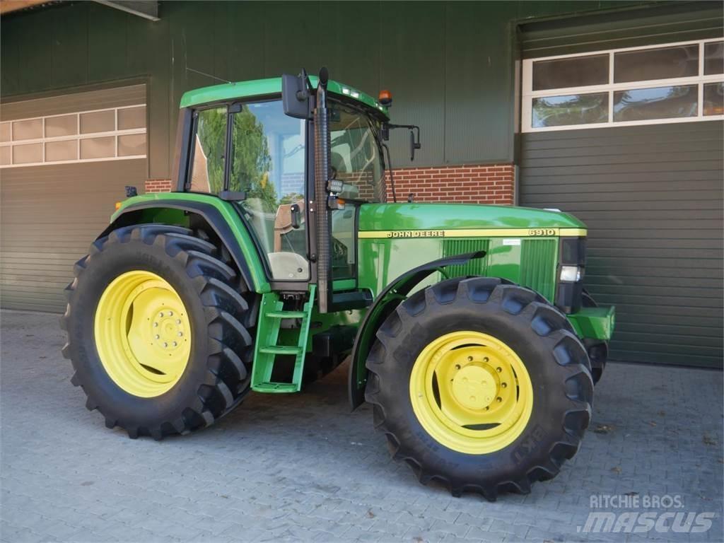 John Deere 6910 PQ Tractors