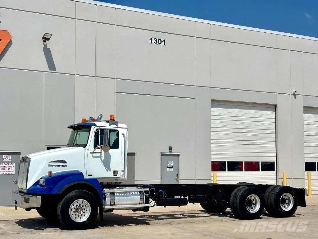 Western Star 4900 Conventional Trucks / Tractor Trucks