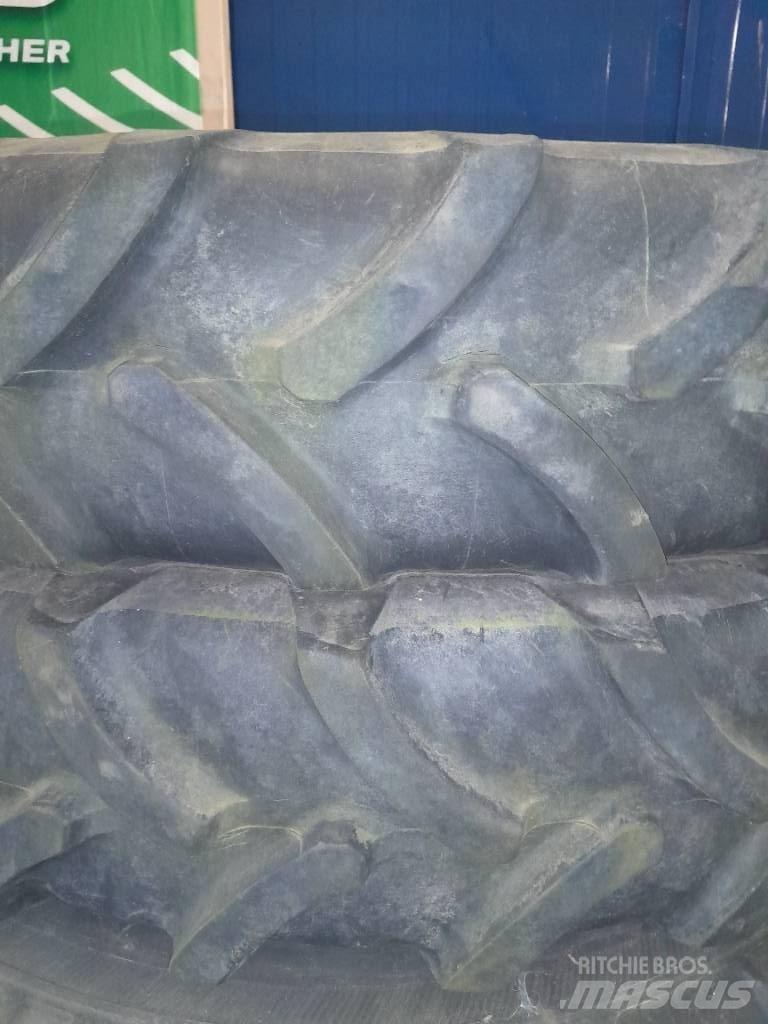 Michelin 9,5-32 Tires, wheels and rims