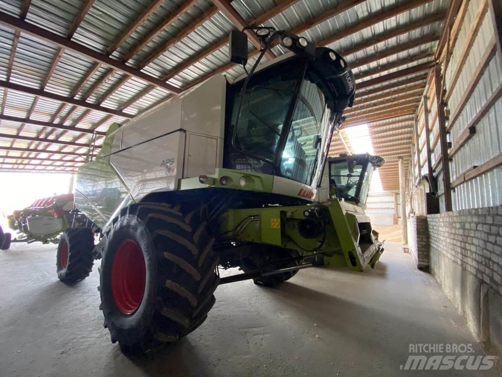 CLAAS Tucano 450 Combine Harvesters