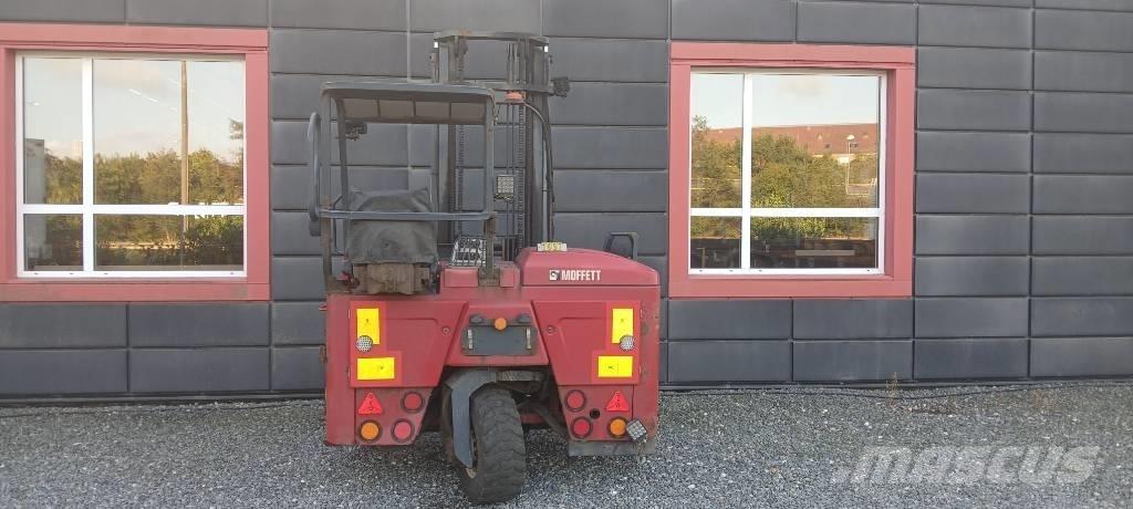 Moffett M5 25.3 NX Diesel Forklifts