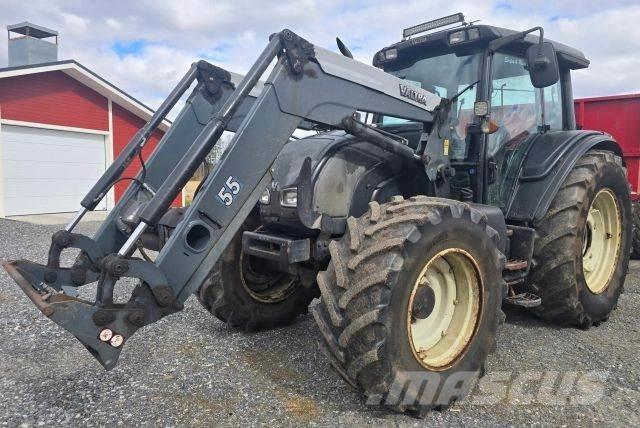 Valtra N141 HiTech Tractors