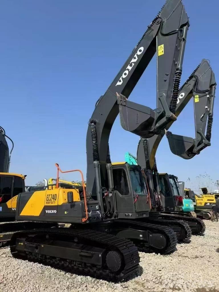 Volvo EC 240 Crawler Excavators