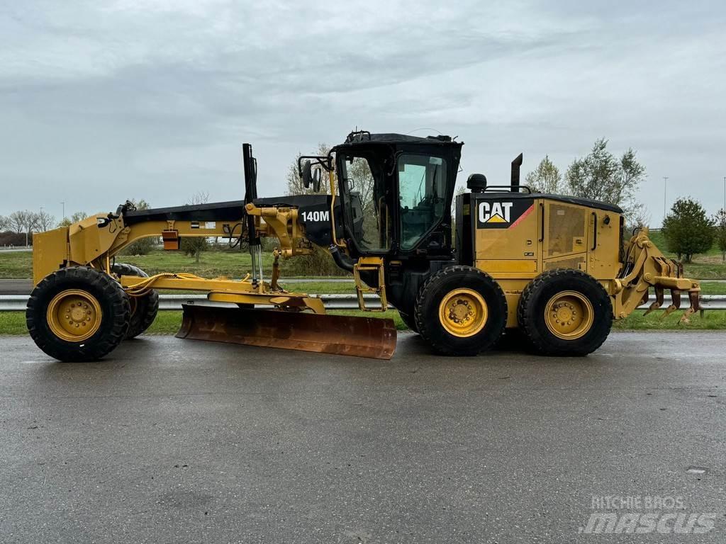 CAT 140M Motor Graders