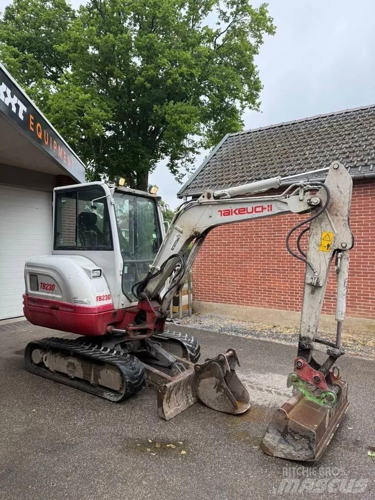 Takeuchi TB230 Mini Excavators <7t (Mini Diggers)