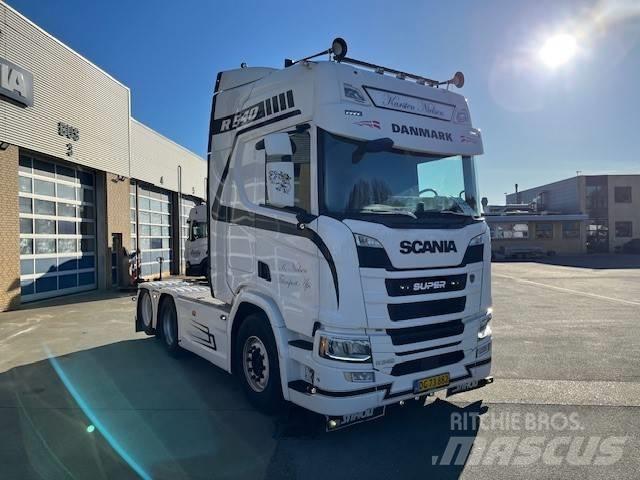 Scania R 540 Conventional Trucks / Tractor Trucks