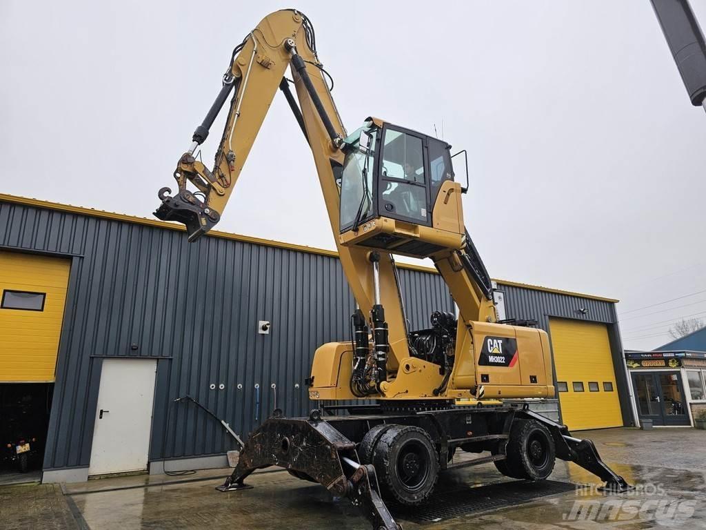 CAT MH 3022 Waste / Industry Handlers
