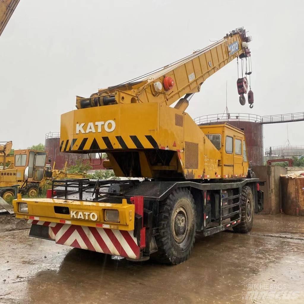 Kato SS 500 Rough Terrain Cranes