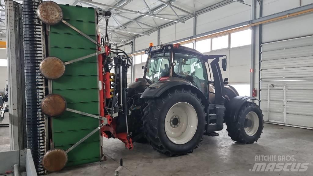 Reiter Respiro R7 Swathers \ Windrowers