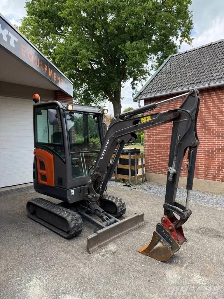 Volvo EC 18 D Mini Excavators <7t (Mini Diggers)