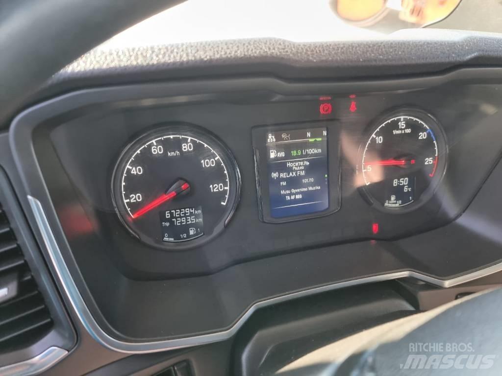 Scania R 450 Conventional Trucks / Tractor Trucks