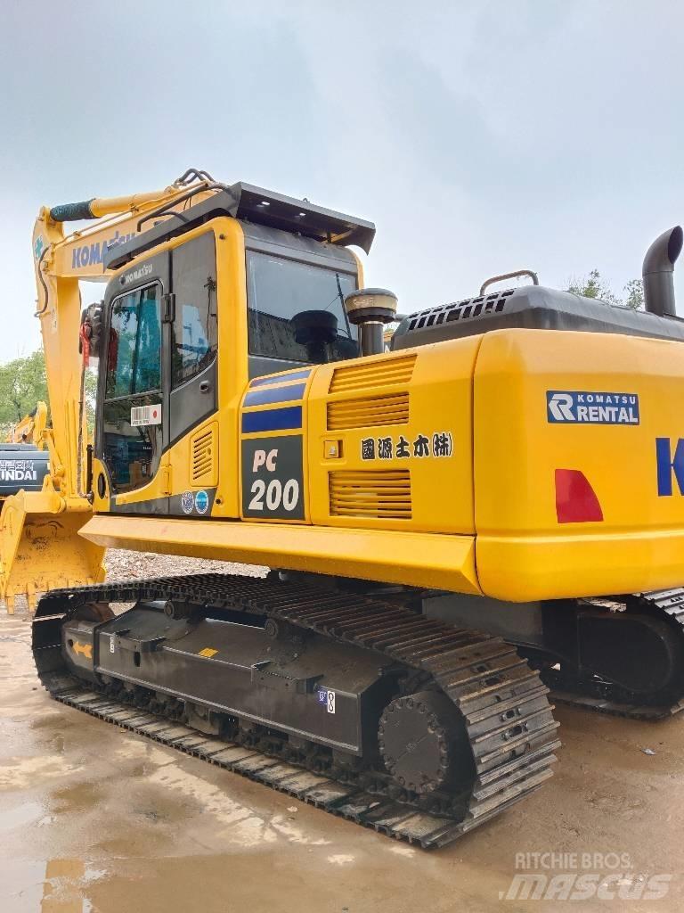 Komatsu PC200-8 Crawler Excavators