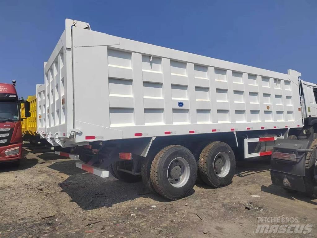 Howo 371 8x4 Dump Trucks
