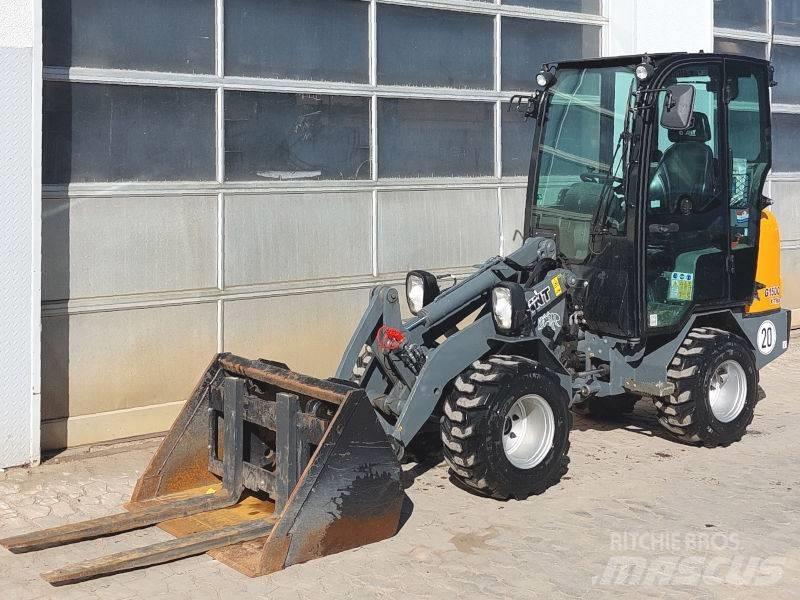 Giant G 1500 X-Tra Skid Steer Loaders