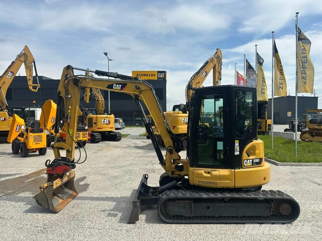 CAT 305 Mini Excavators <7t (Mini Diggers)
