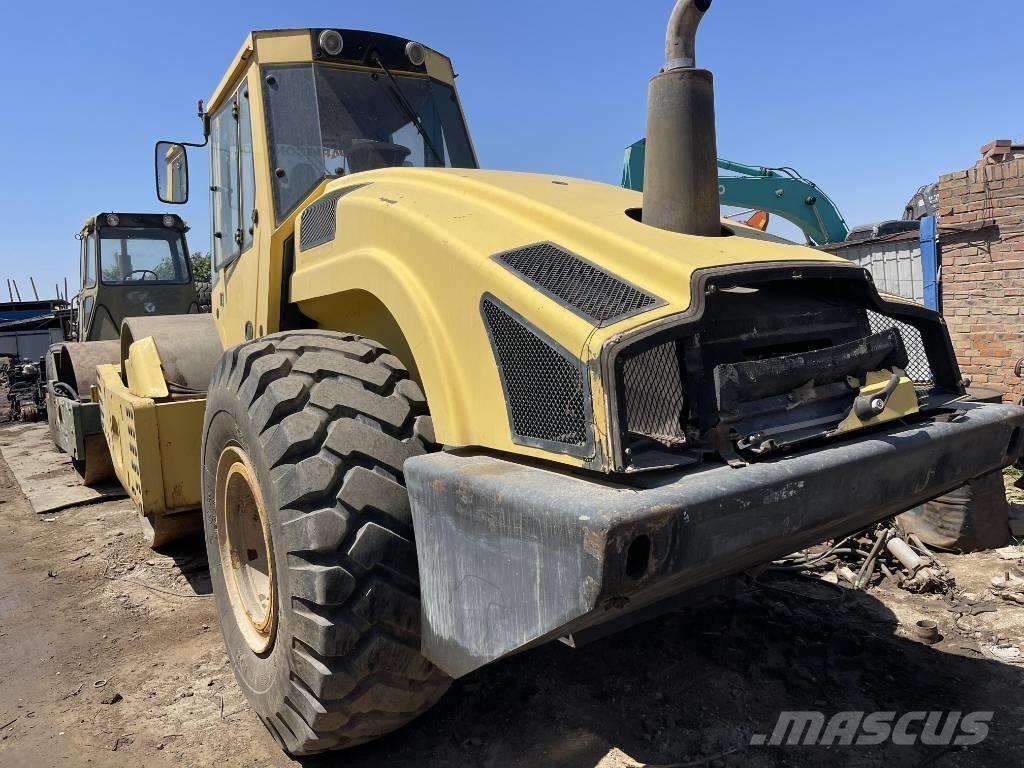 Bomag 226-4 Single drum rollers