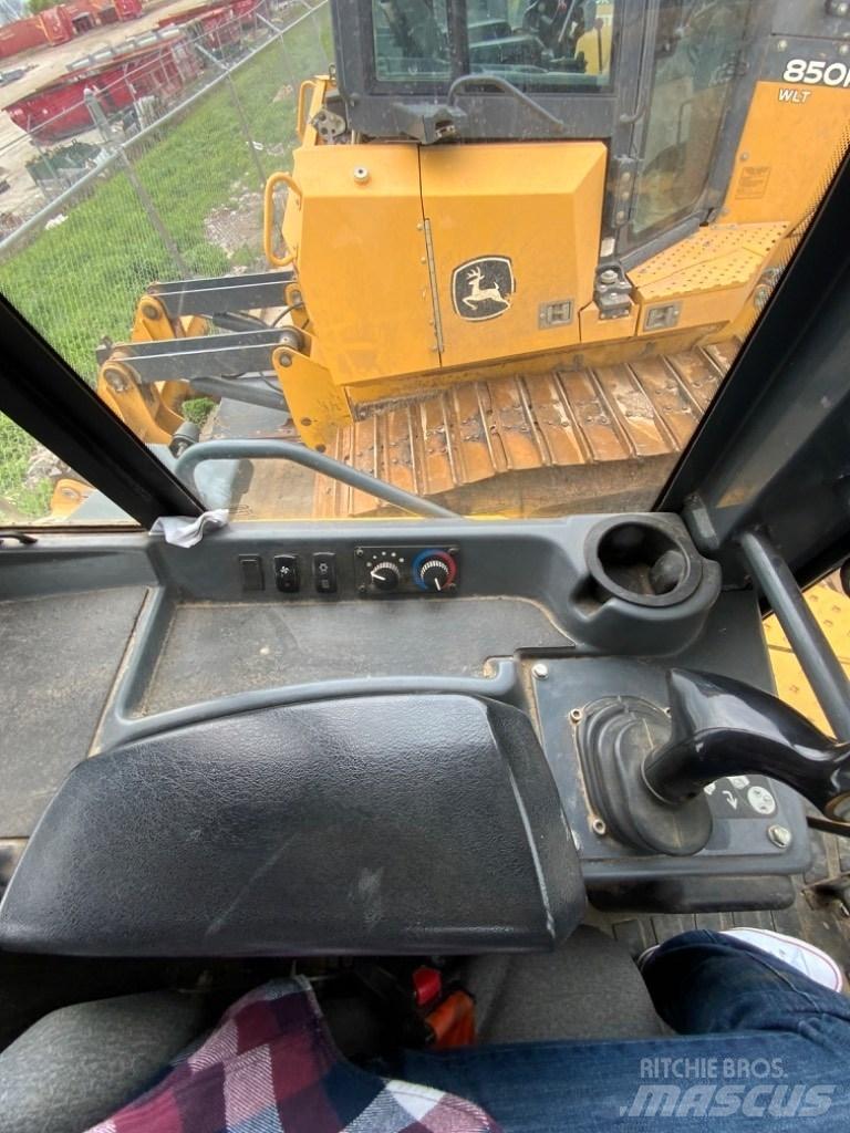 John Deere 850K WT Crawler dozers