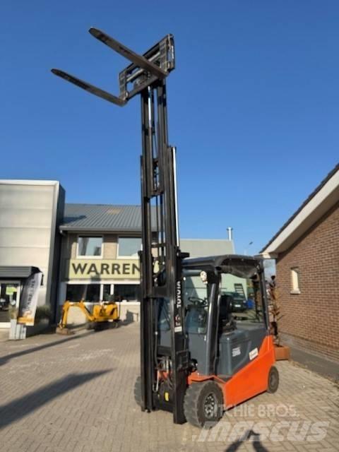 Toyota 8FBMT35 Electric Forklifts