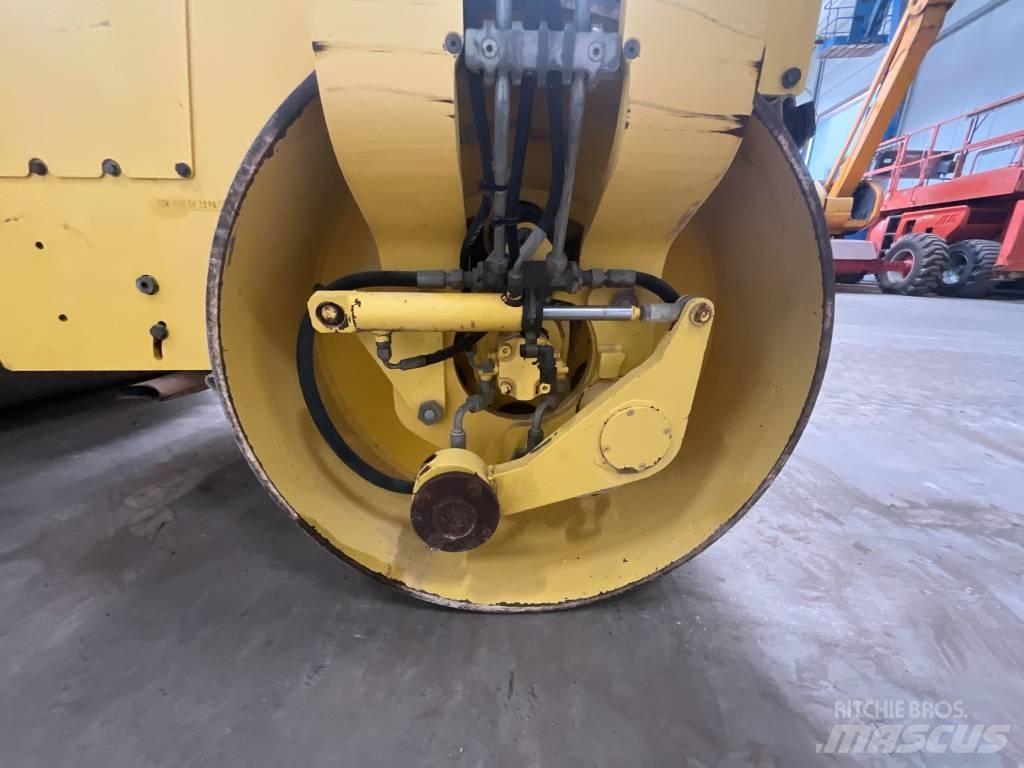 Bomag BW 138 AD Twin drum rollers