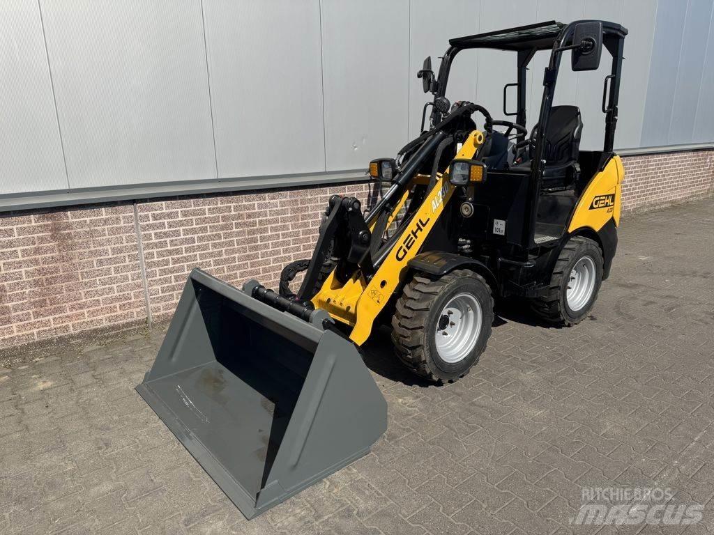 Gehl AL230 Wheel Loaders