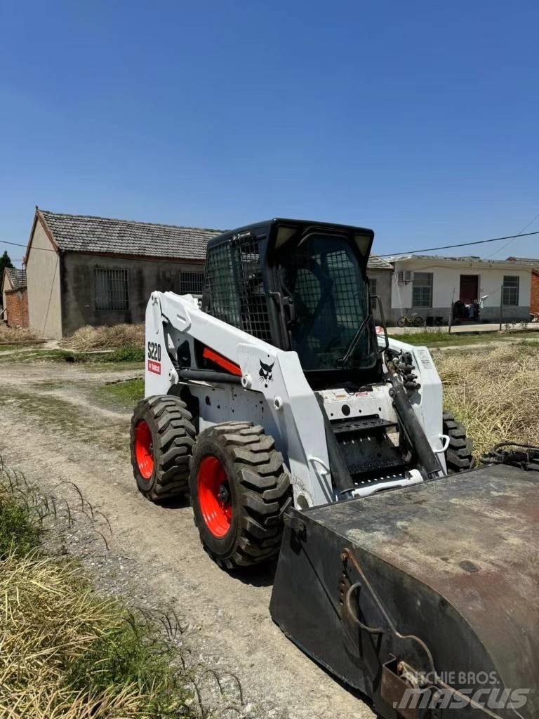 Bobcat S 220 Skid Steer Loaders
