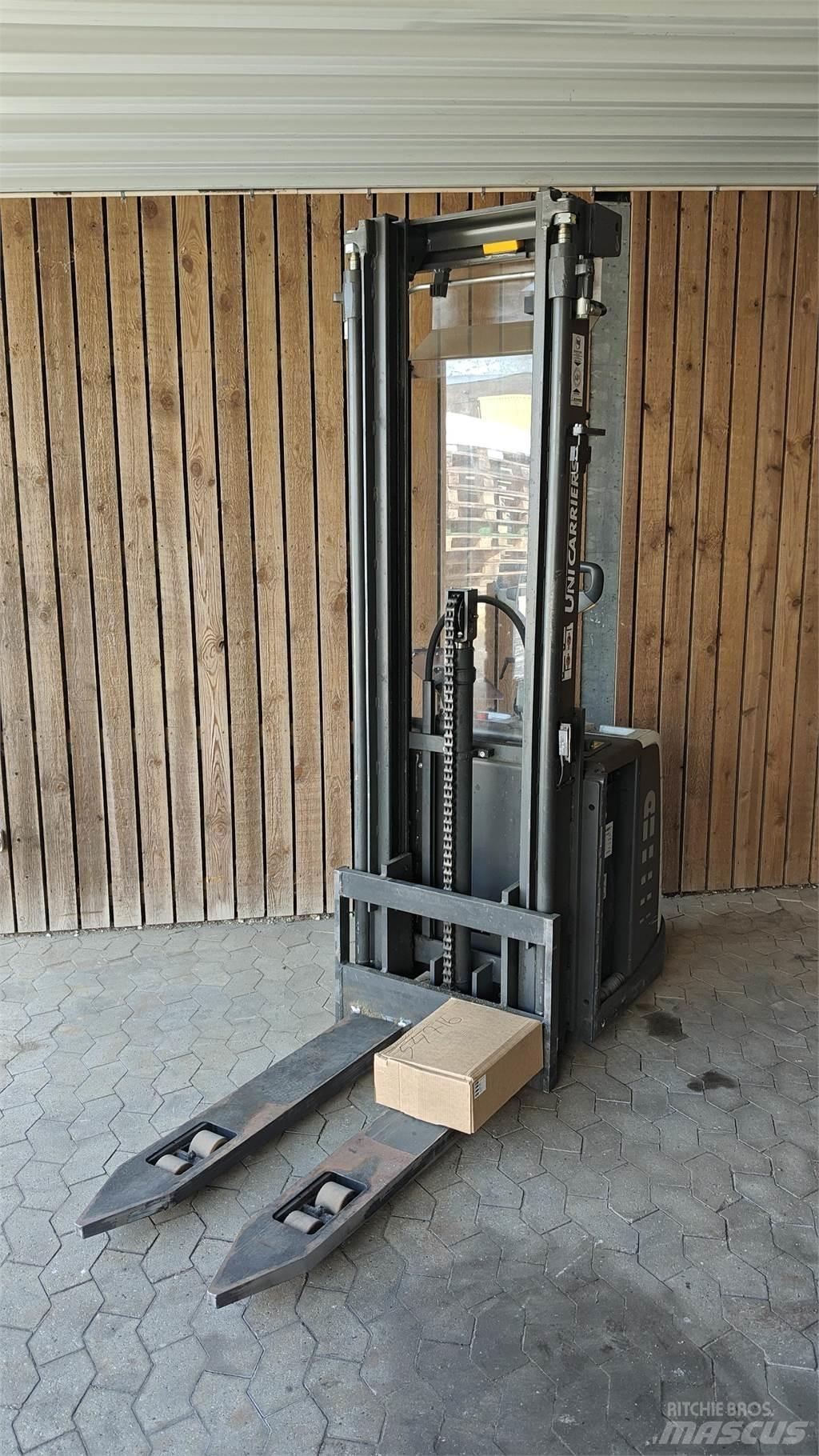 Atlet PSP160 Low lifter with platform