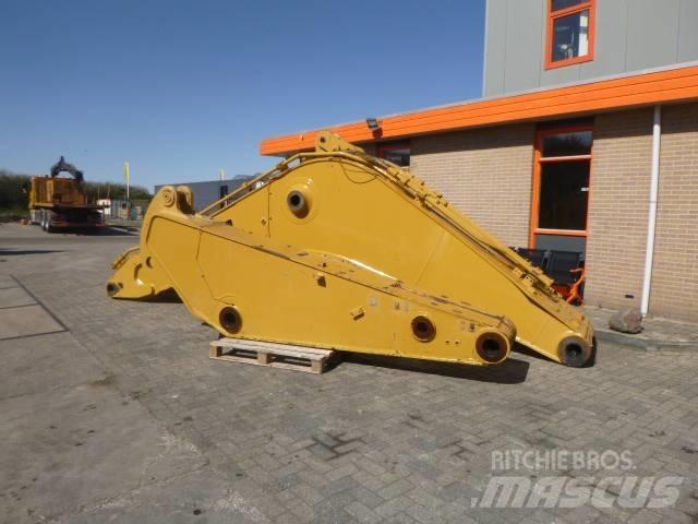CAT 365CL Booms and dippers