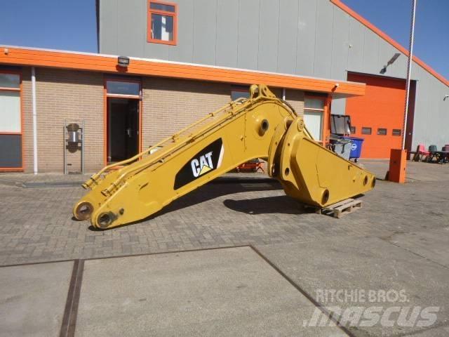 CAT 365CL Booms and dippers
