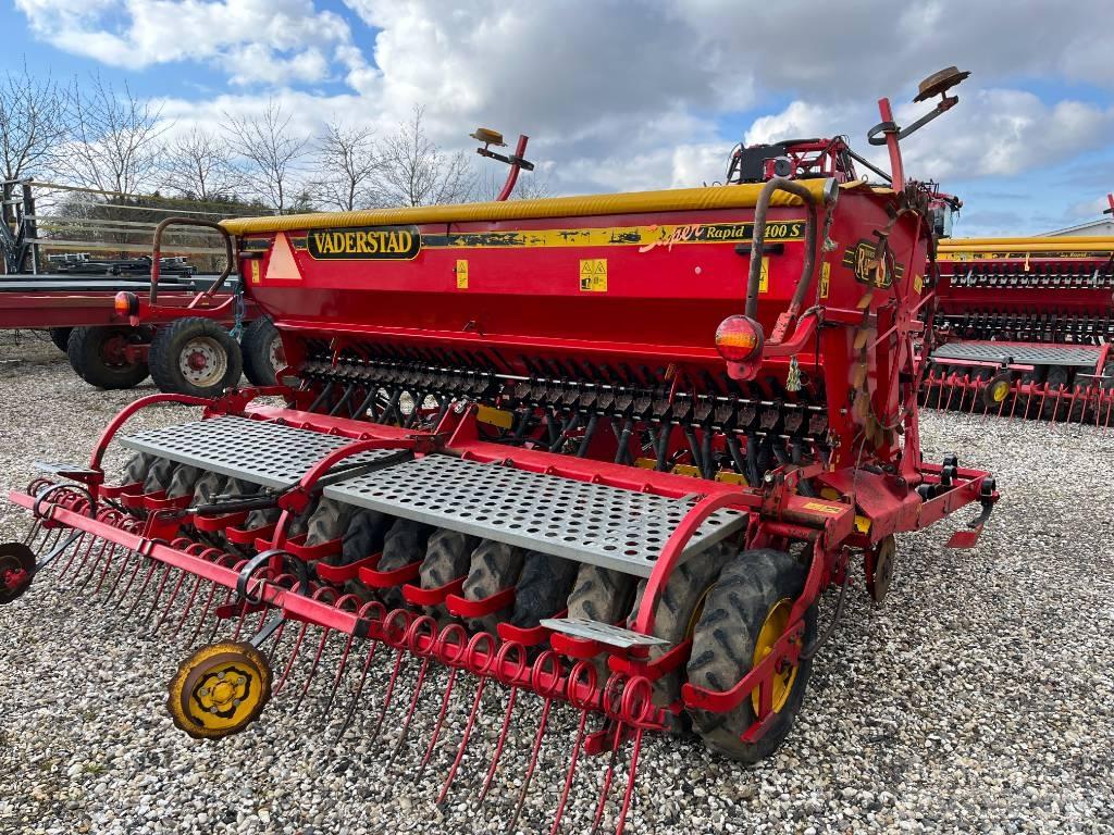 Väderstad Rapid Farm Drills