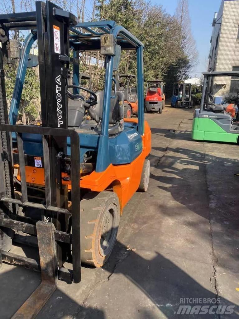 Toyota FD 30 Diesel Forklifts