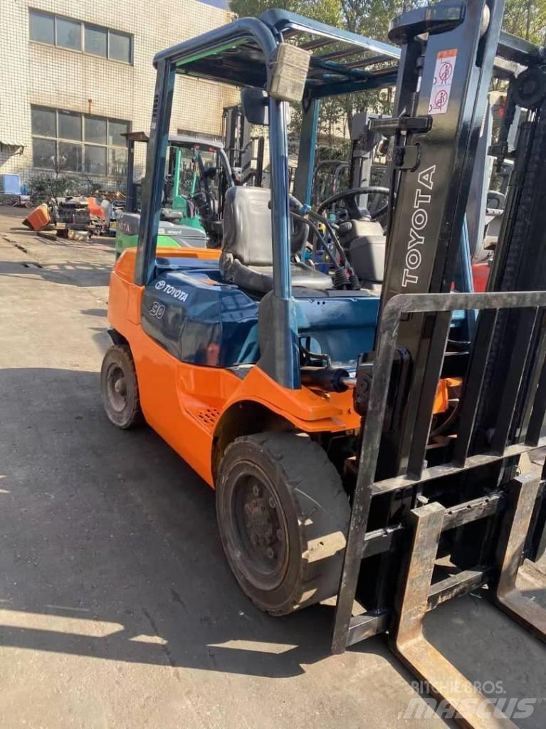 Toyota FD 30 Diesel Forklifts