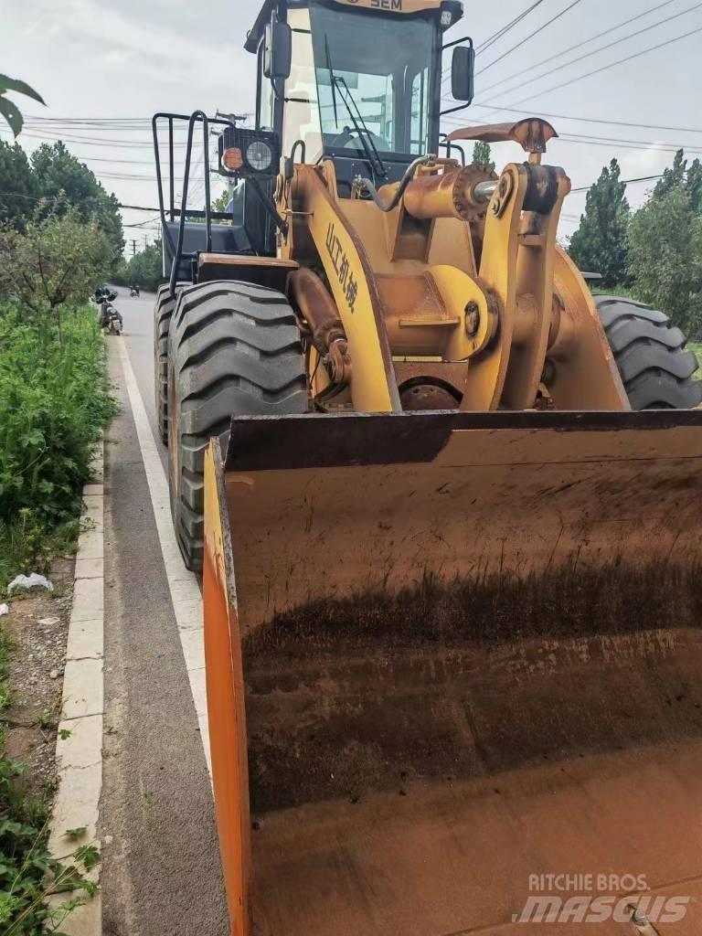 SEM 655D charger Wheel Loaders