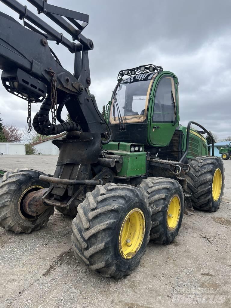 John Deere 1170 E Harvesters