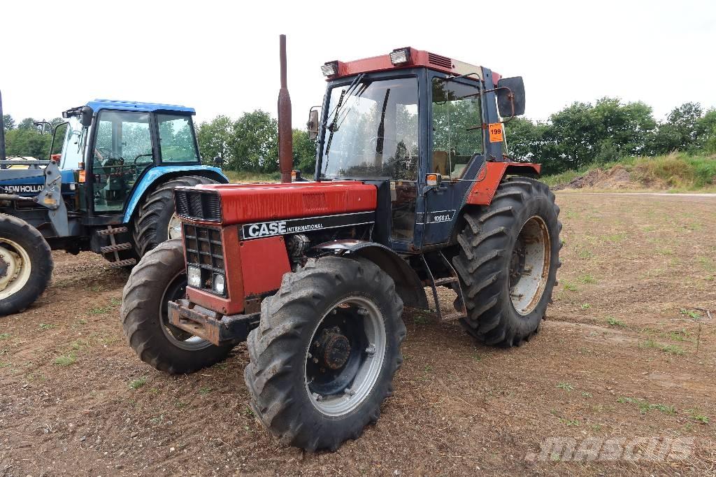 Case IH 1056 XLA Tractors