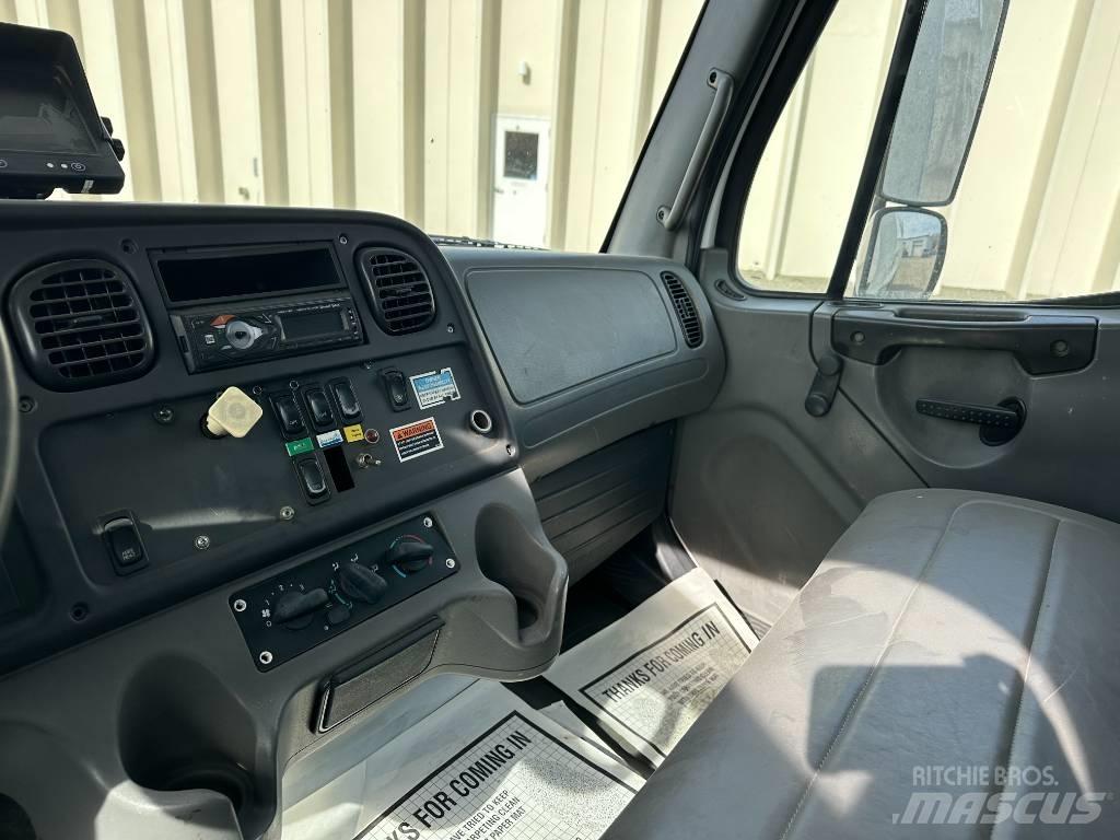 Freightliner M2 Garbage Trucks / Recycling Trucks
