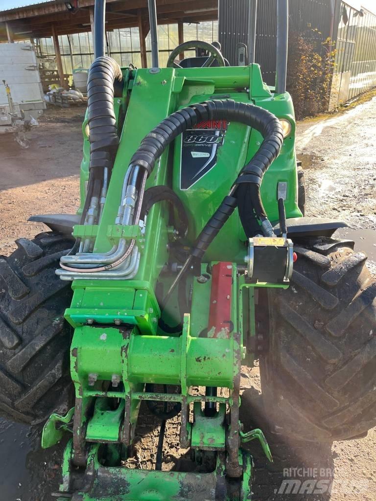 Avant 860 i Mini Loader