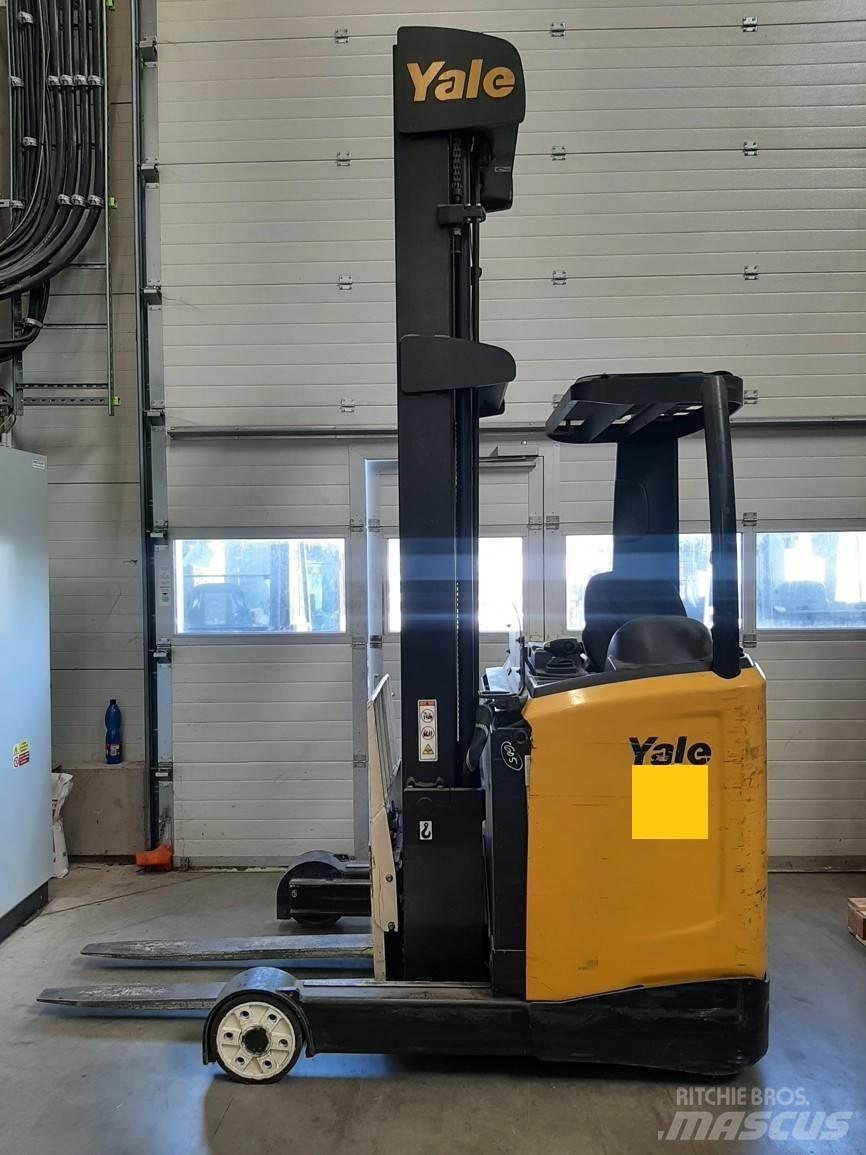 Yale MR14 Reach trucks