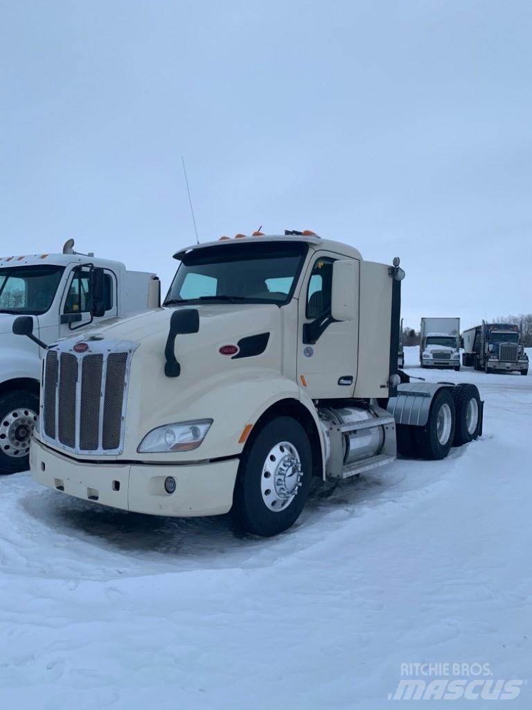 Peterbilt 579 Conventional Trucks / Tractor Trucks