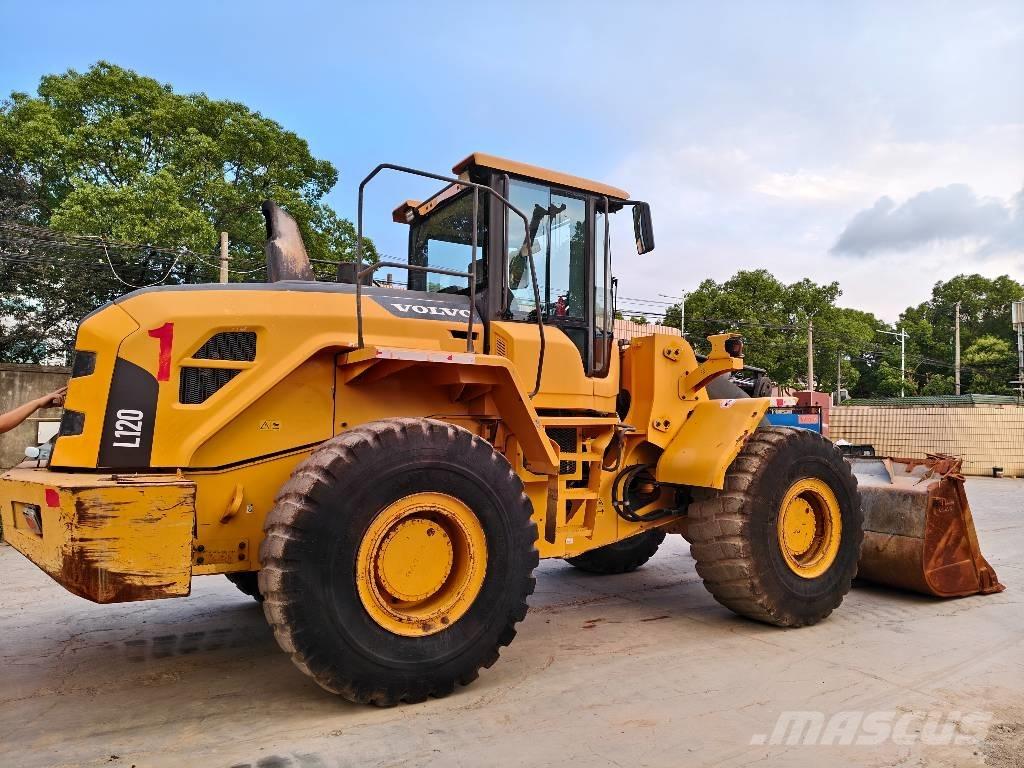 Volvo L 120 Wheel Loaders