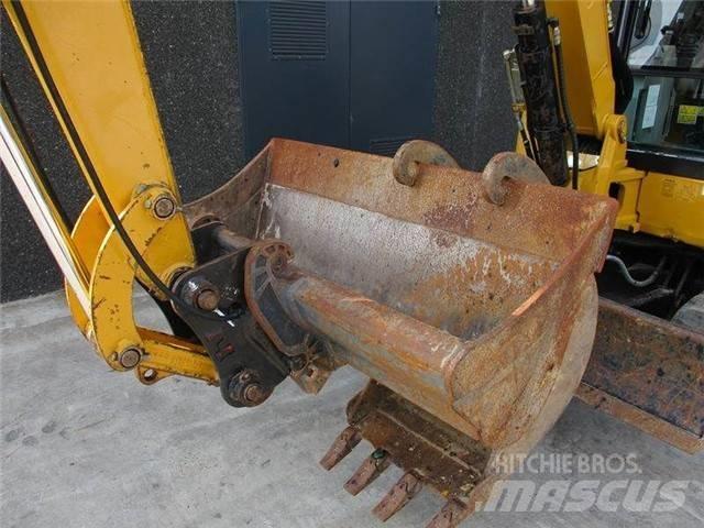 CAT 305.5 Mini Excavators <7t (Mini Diggers)