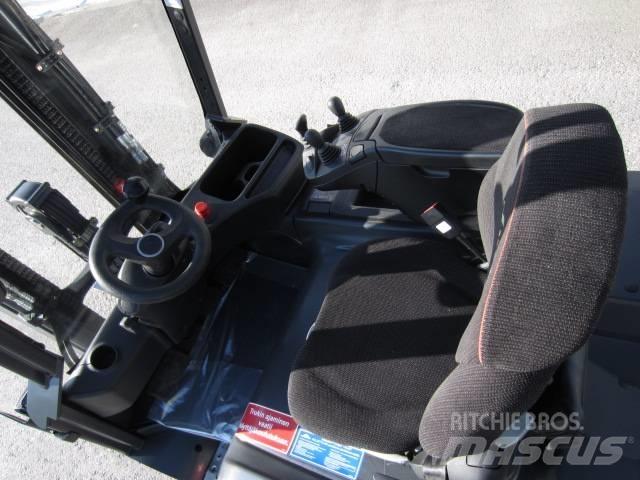 Linde E25L Electric Forklifts