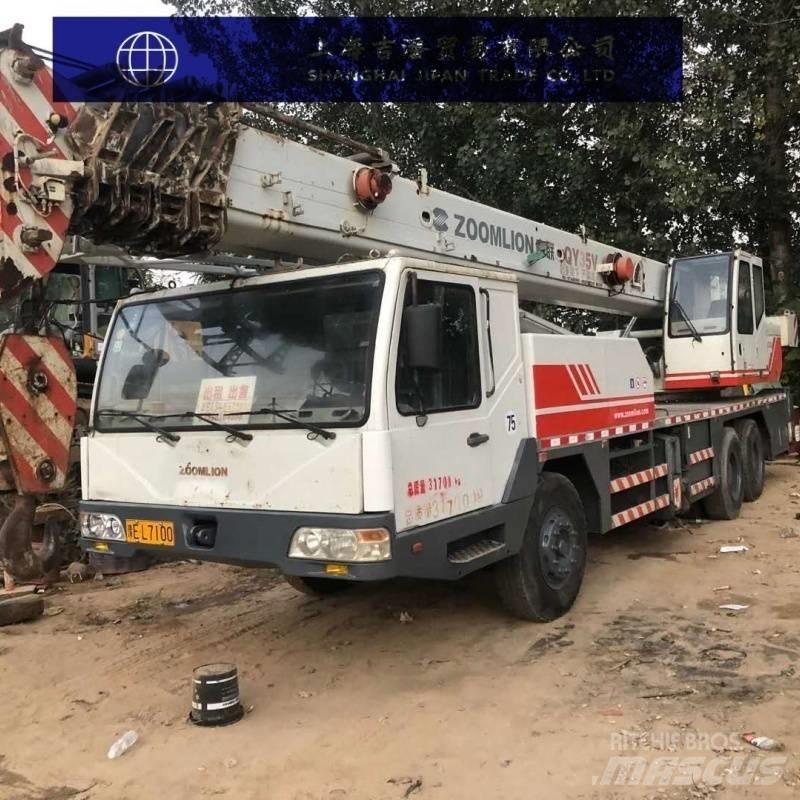 Zoomlion QY 25 Mobile and all terrain cranes