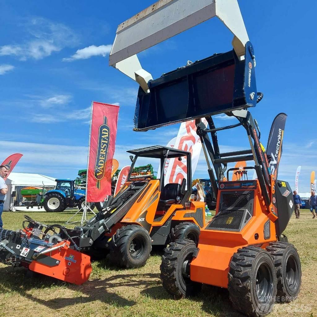 Cast SSQ 21 Mini Loader